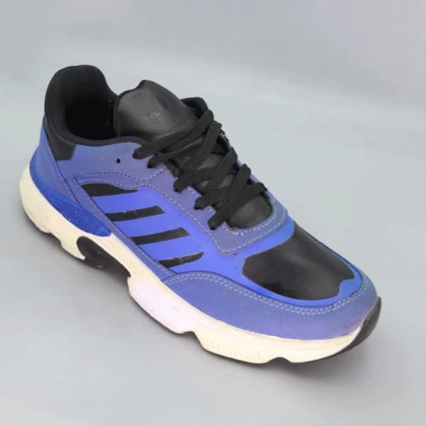 کفش اسپرت آدیداس