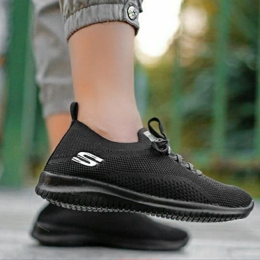 کفش پیاده روی جورابی اسکیچرز عماد