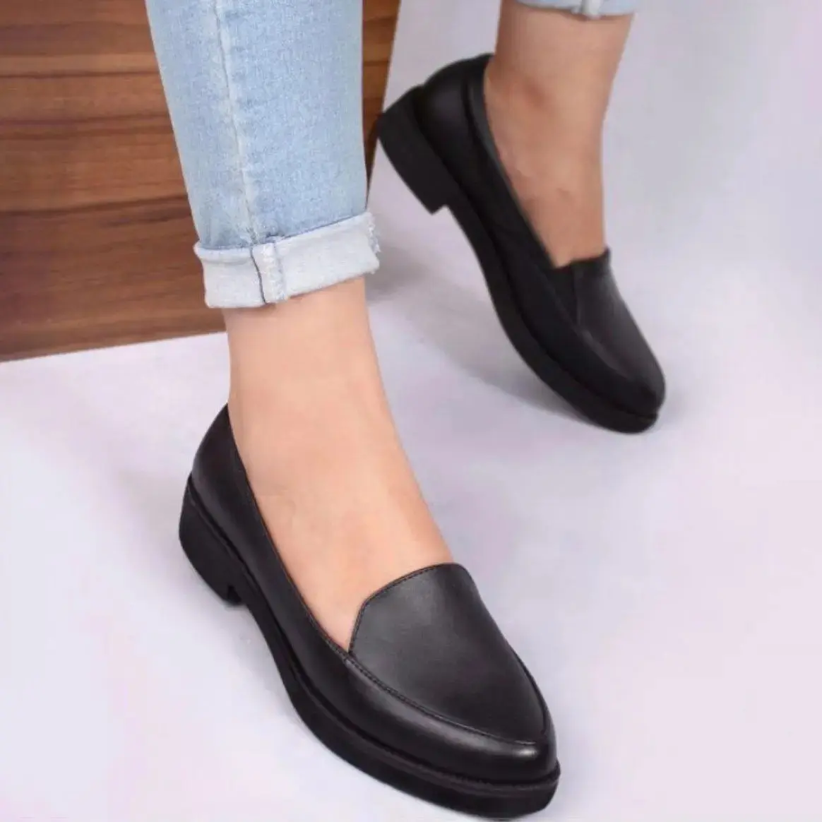 کالج راحتی زنانه چرمی گوچی الهام