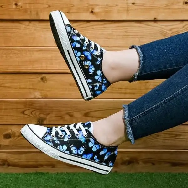 آل استار ساق کوتاه کانورس طرح دار پروانه دوردوخت آل استار ساق کوتاه کانورس طرح دار پروانه دوردوخت