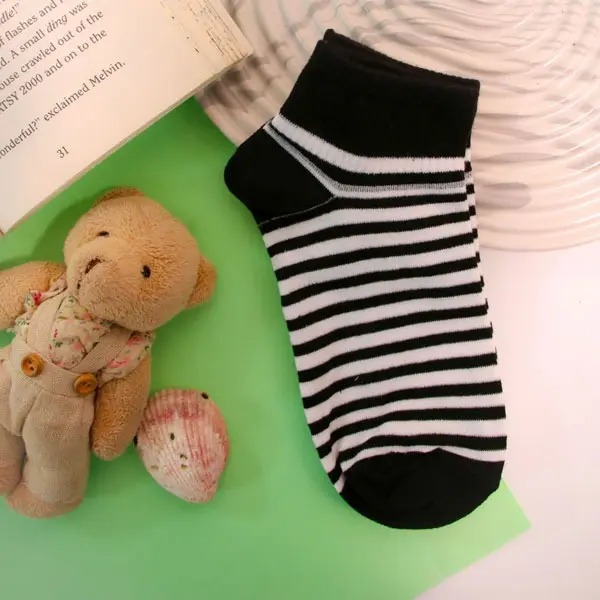 جوراب نیم ساق پنبه ای راه راه 7016 روما