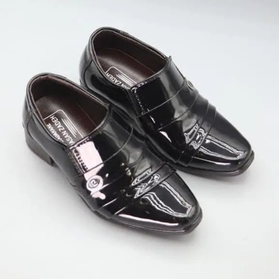 کالج پسرانه چرمی ورنی نوک تیز مدل قیصر شاهین