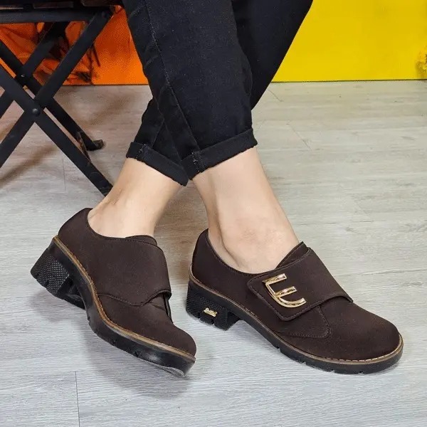 کالج زنانه چسبی فریده برادران