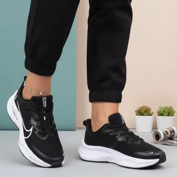 کفش اسپرت نایک زوم ایکس لبخند شاهین