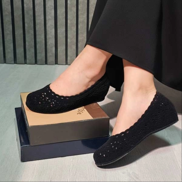 کالج پاشنه دار روفرشی مخمل بیتا سورن کالج پاشنه دار روفرشی مخمل بیتا سورن