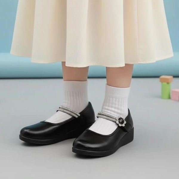 کالج دخترانه چرمی چسبی تندیس