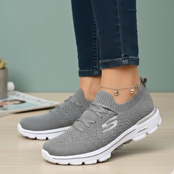 کفش پیاده روی اسکیچرز ماساژوری مارتین