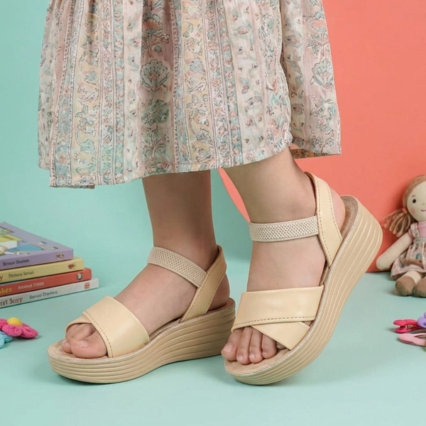 صندل دخترانه بتی شیما