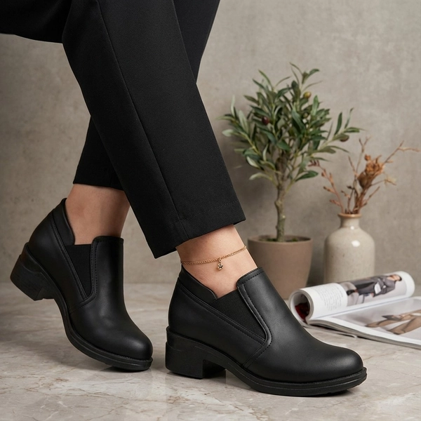 کالج زنانه اداری پاشنه دار لبخند 118