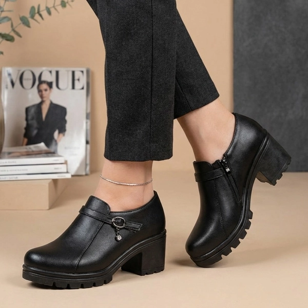 کالج زنانه 5 سانت آویز 115 کالج زنانه 5 سانت آویز 115