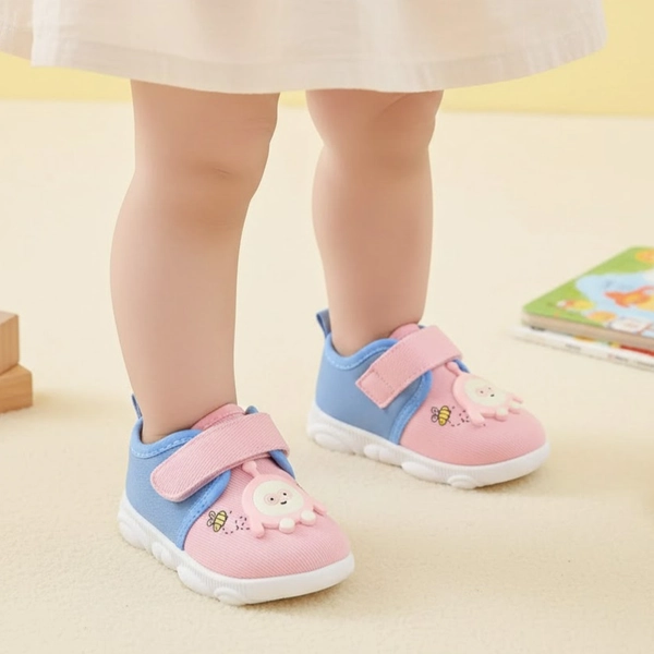 کفش بچگانه نوزادی سوتی خارجی