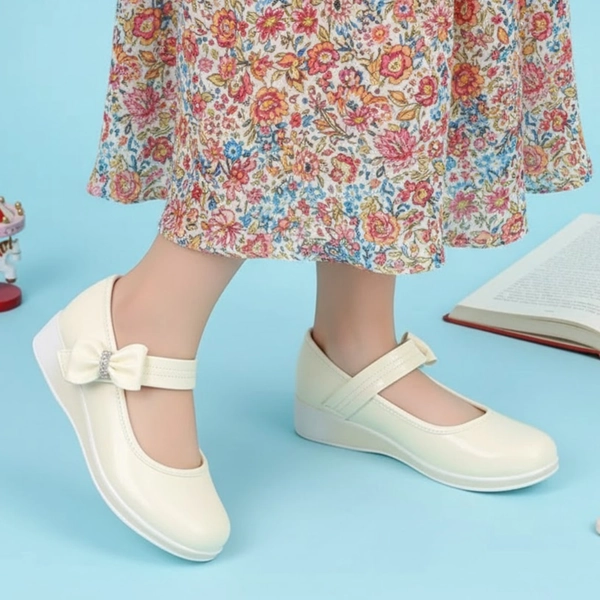 کفش کالج دخترانه عروسکی مدل تندیس