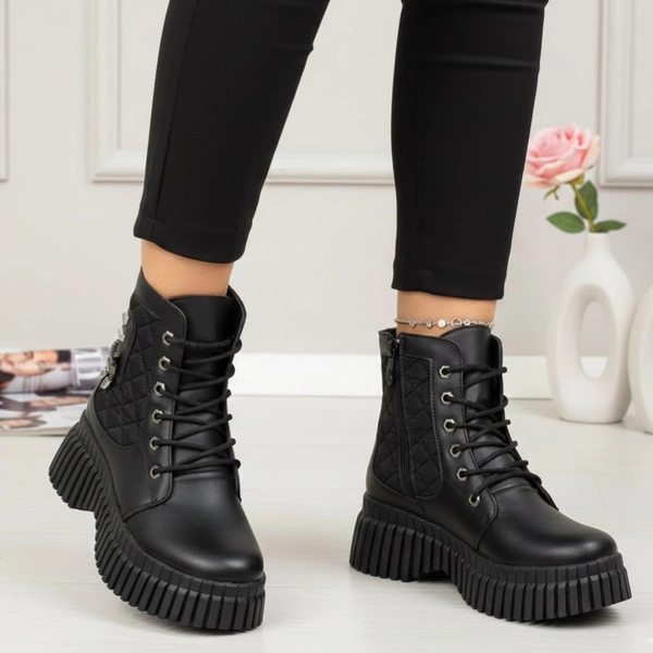 بوت زنانه اکراینی بندی 138