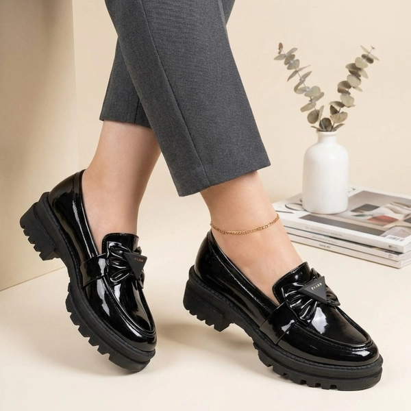 کالج زنانه پادیا ورنی 125