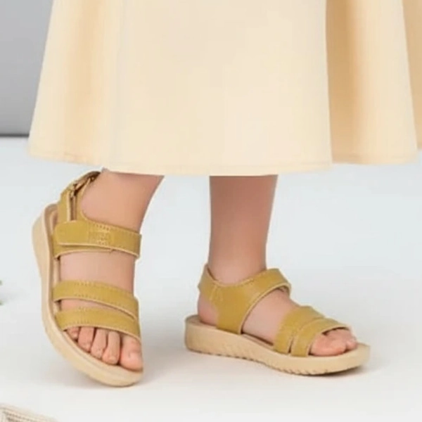 صندل چسبی دخترانه ستایش شیما