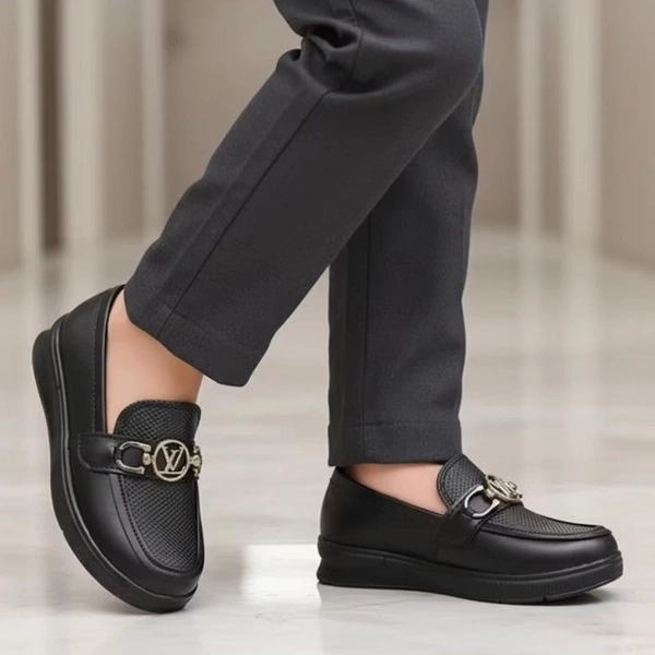 کالج راحتی پسرانه چرمی لویی ویتون شاهین