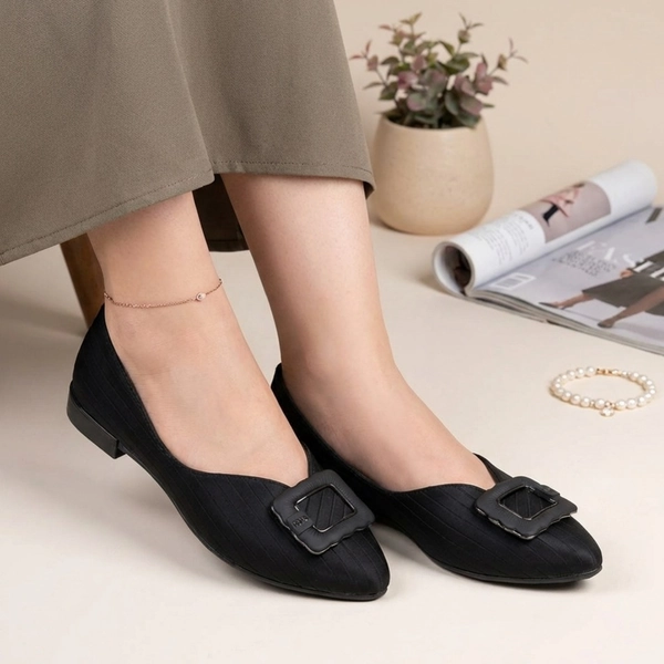 کالج زنانه گل مربع 125