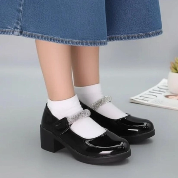 کالج عروسکی دخترانه پاشنه دار چرمی نگین دار 73 درسا