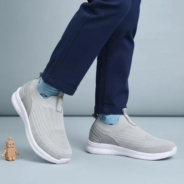 کفش پیاده روی بچگانه جورابی اسکیچرز 133 سوگند