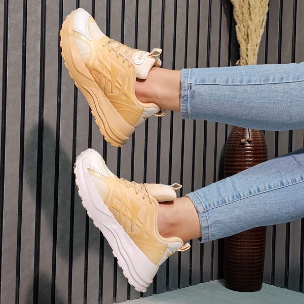 کفش اسپرت لژدار ریبوک جورج مهروز کفش اسپرت لژدار ریبوک جورج مهروز