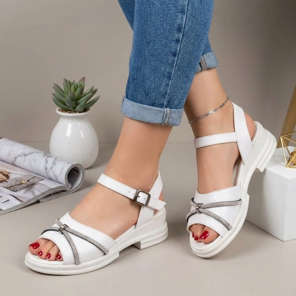 صندل نگیندار طبی اسکیچرز هدهد