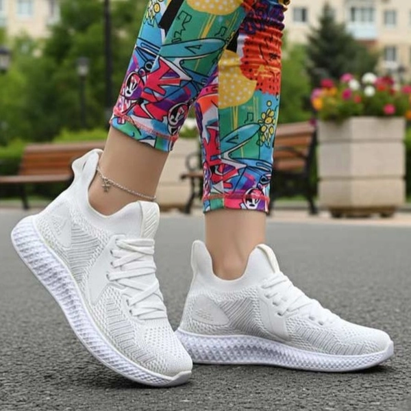 کفش پیاده روی آدیداس 293 فونیکس