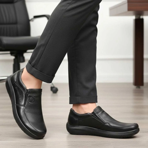 کفش روزمره مردانه چرمی مدل اکو 529