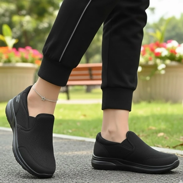 کفش اسپرت راحتی اسکیچرز 209 چپان