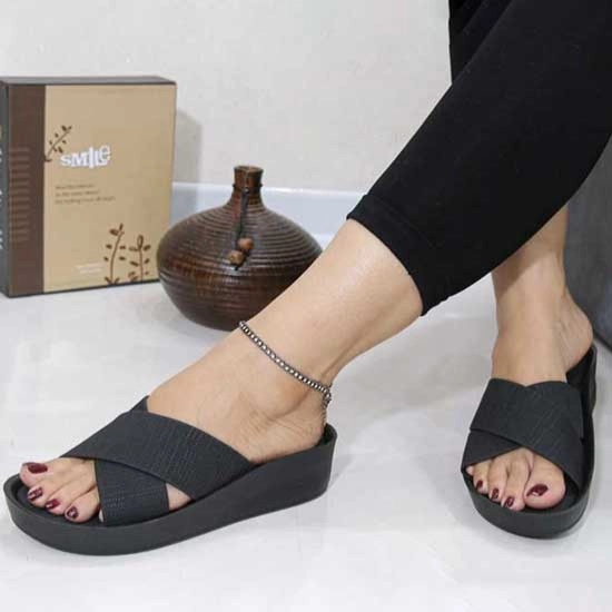 دمپایی لژدار طبی مهرانه