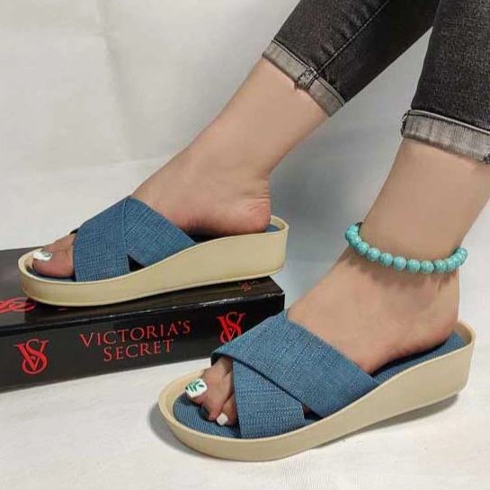 دمپایی لژدار طبی فیروزه