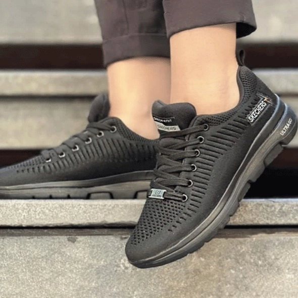 کفش پیاده روی اسکیچرز اورجینال پابین