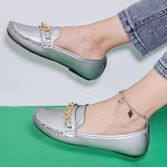 کالج فانتوف چرمی زنجیری سهیلا شاهین کالج فانتوف چرمی زنجیری سهیلا شاهین