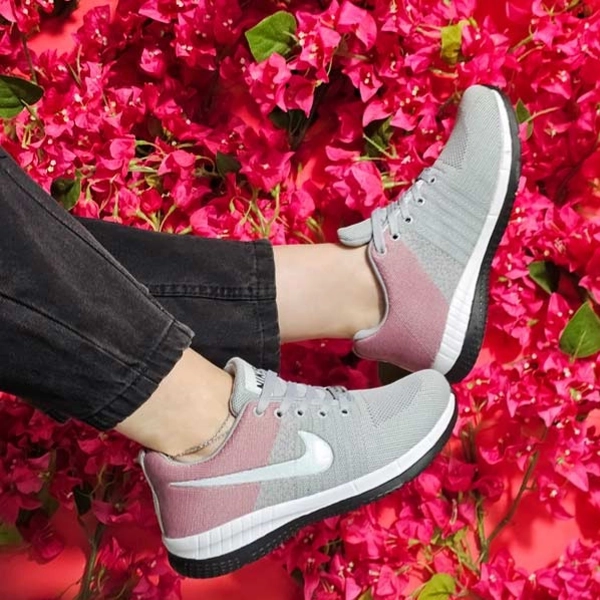 کفش اسپرت پیاده روی نایک واتیکان فرد