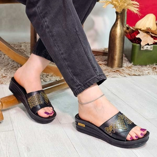 دمپایی لژدار طبی نگین دار فخر فشیون راستپا