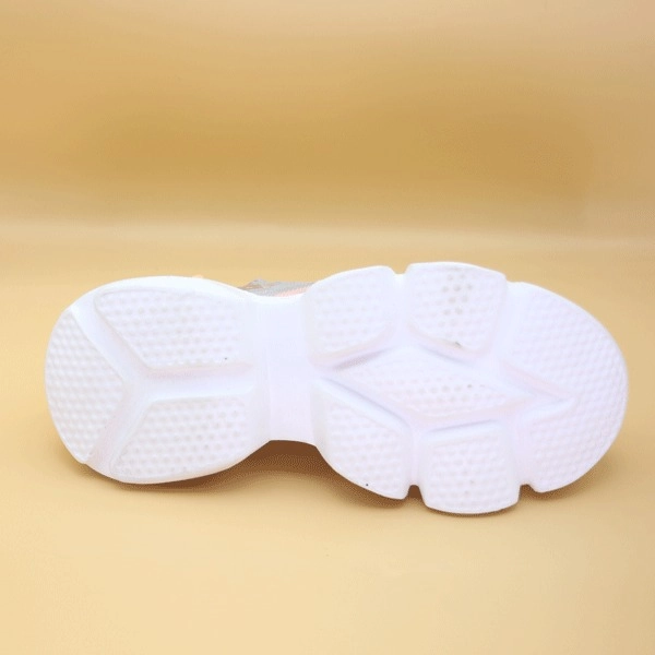 کفش اسپرت پیاده روی کوشا