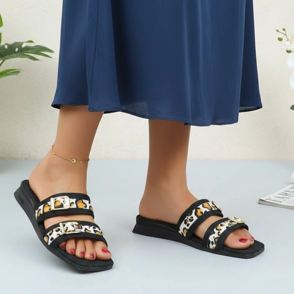 دمپایی راحتی زنانه دوبند پلنگی پاپا