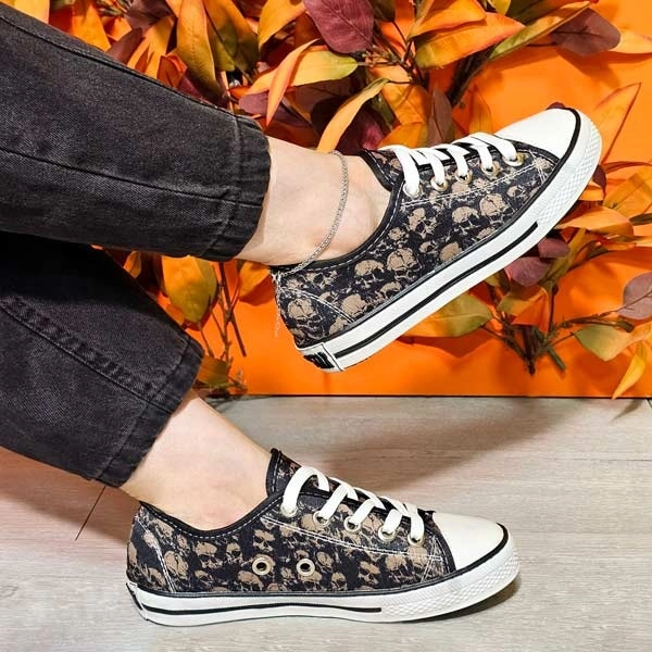 آل استار ساق کوتاه کانورس طرح اسکلت دوردوخت آل استار ساق کوتاه کانورس طرح اسکلت دوردوخت