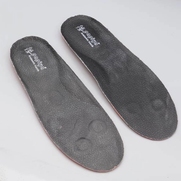 کفی طبی ژله ای روی چرم مردانه پاپیا