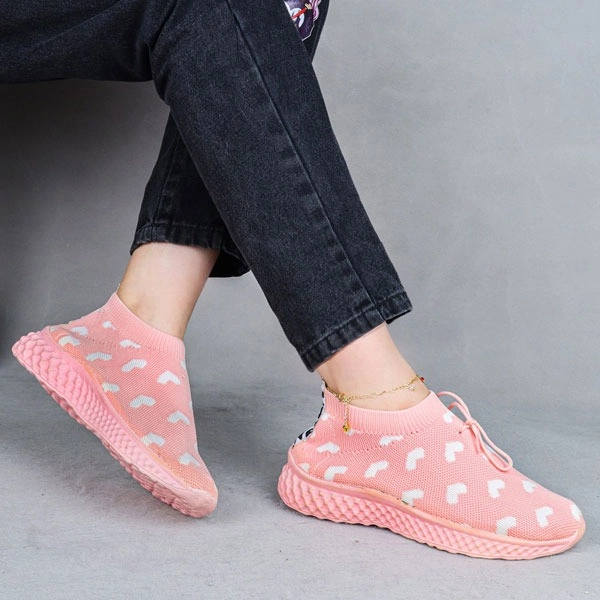 کفش پیاده روی جورابی قلبی