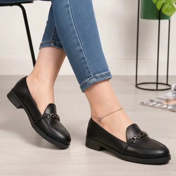 کالج راحتی زنانه فلورا